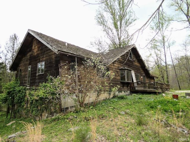 895 Wells Ln, Springville, IN 47462