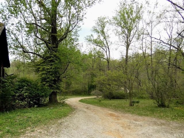 895 Wells Ln, Springville, IN 47462