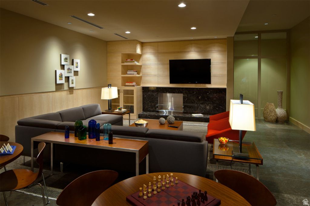 Image 27 of property listing at 35 E 100 S #809, Salt Lake City, UT 84111