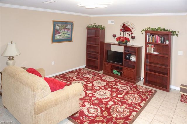 175 Loblolly Lane, Winston-salem, NC 27107