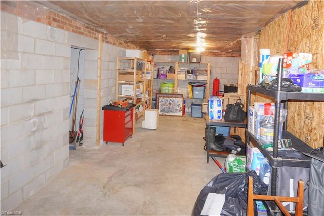 175 Loblolly Lane, Winston-salem, NC 27107