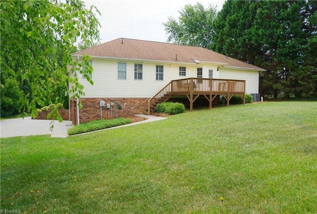 175 Loblolly Lane, Winston-salem, NC 27107
