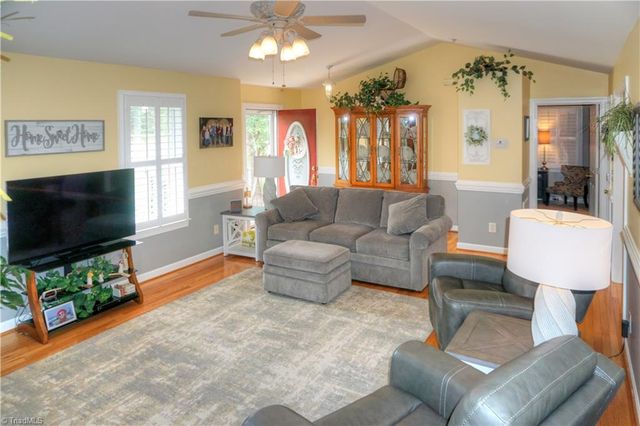 175 Loblolly Lane, Winston-salem, NC 27107