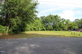 326 Hill Street, Raeford, NC 28376