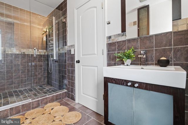 1333 S 16TH ST, Philadelphia, PA 19146