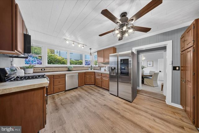 419 DELAWARE, New Castle, DE 19720
