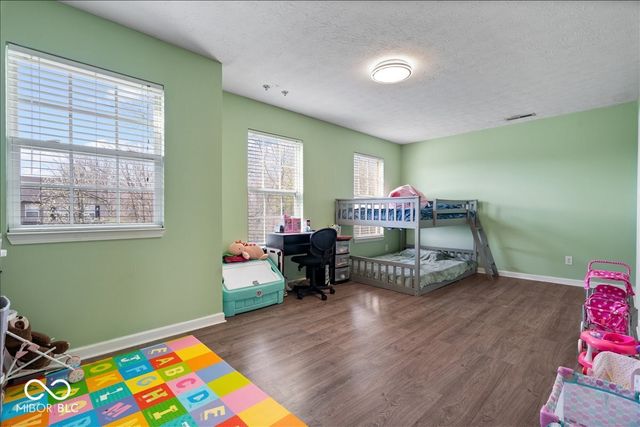 6652 Greenspire Place, Indianapolis, IN 46221