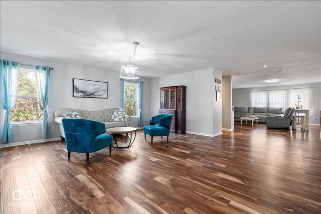 6652 Greenspire Place, Indianapolis, IN 46221