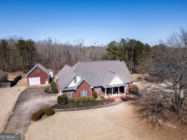 212 Willow Ridge Lane, Jackson, GA 30233