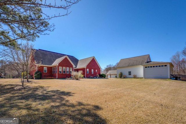 212 Willow Ridge Lane, Jackson, GA 30233