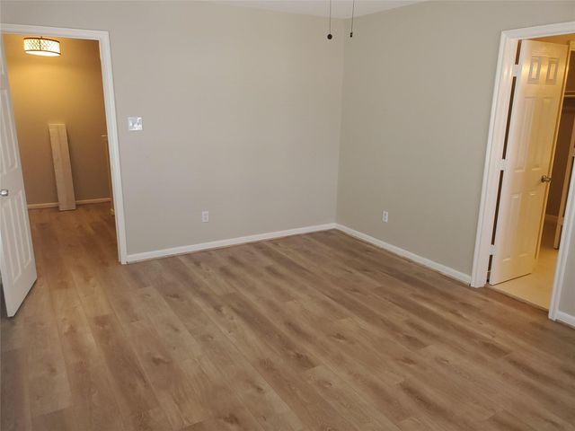 11802 Chetman Drive B, Houston, TX 77065