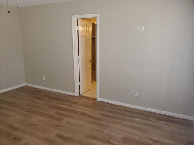 11802 Chetman Drive B, Houston, TX 77065