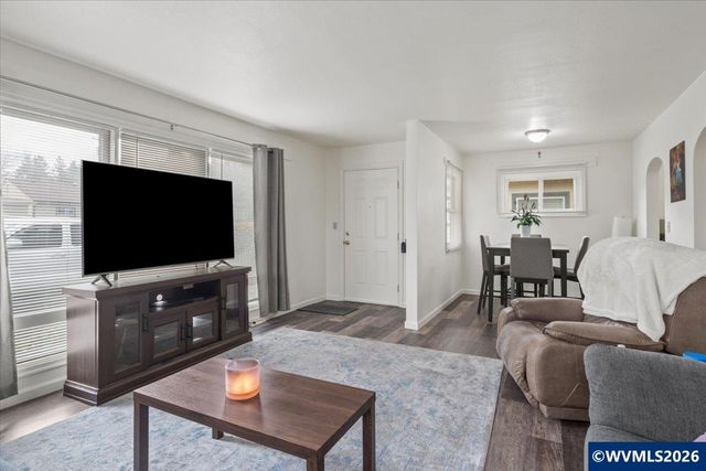 1735 Market St NE, Salem, OR 97301