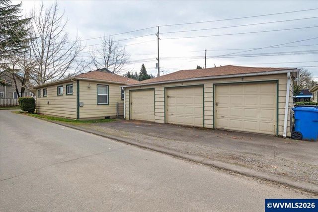 1735 Market St NE, Salem, OR 97301