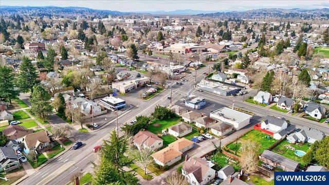 1735 Market St NE, Salem, OR 97301