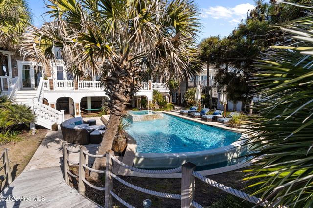 241 W First Street, Ocean Isle Beach, NC 28469