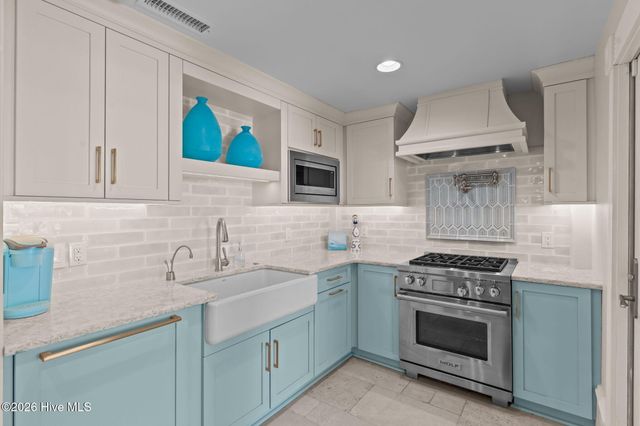 241 W First Street, Ocean Isle Beach, NC 28469