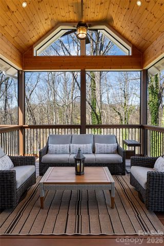 178 Courtland Place, Asheville, NC 28801