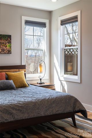 178 Courtland Place, Asheville, NC 28801