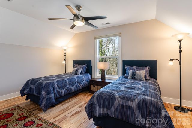 178 Courtland Place, Asheville, NC 28801