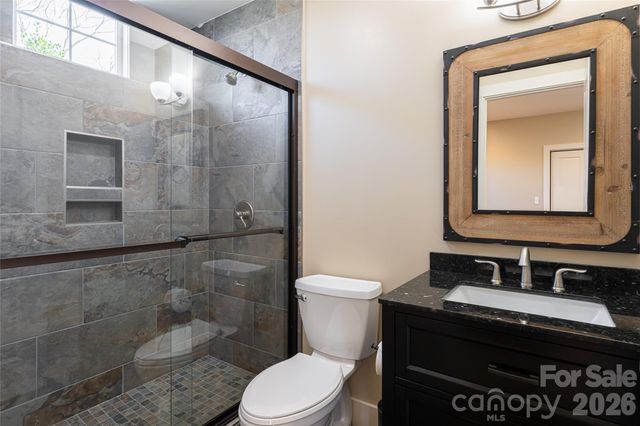 178 Courtland Place, Asheville, NC 28801