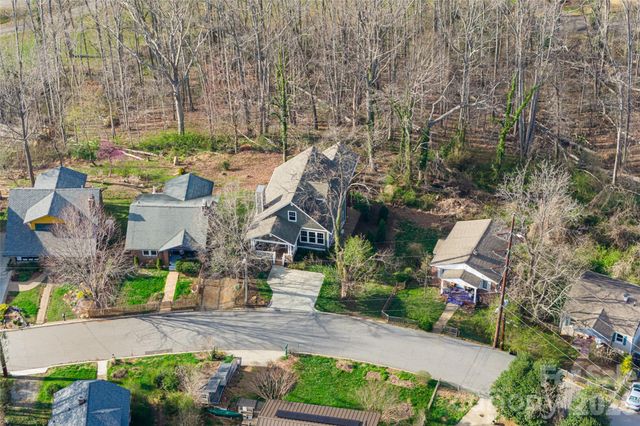 178 Courtland Place, Asheville, NC 28801