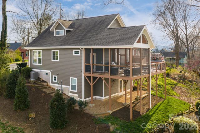 178 Courtland Place, Asheville, NC 28801