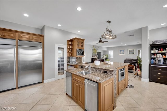 7675 Gilespie Street, Las Vegas, NV 89123