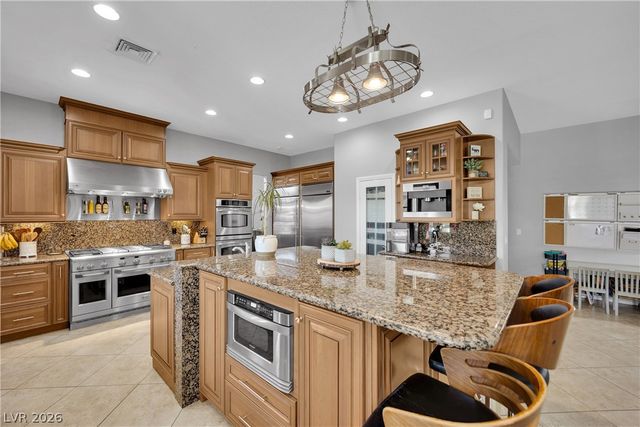 7675 Gilespie Street, Las Vegas, NV 89123