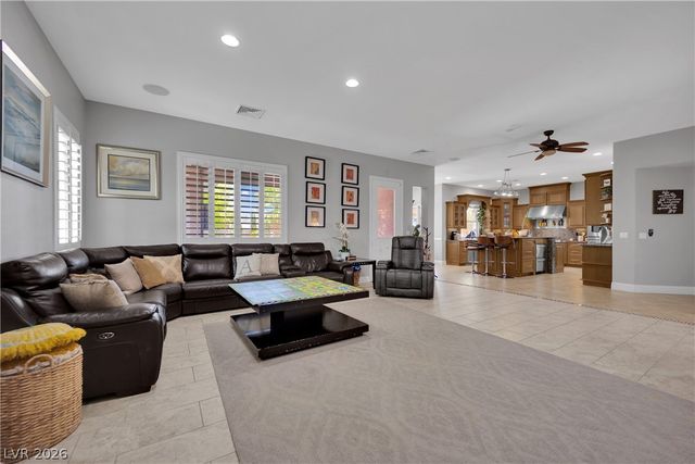 7675 Gilespie Street, Las Vegas, NV 89123