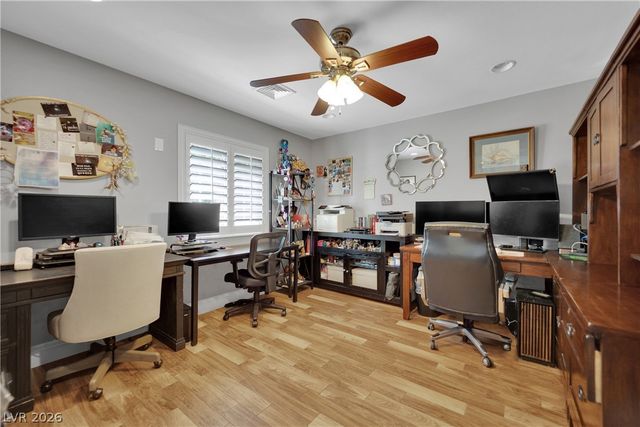 7675 Gilespie Street, Las Vegas, NV 89123