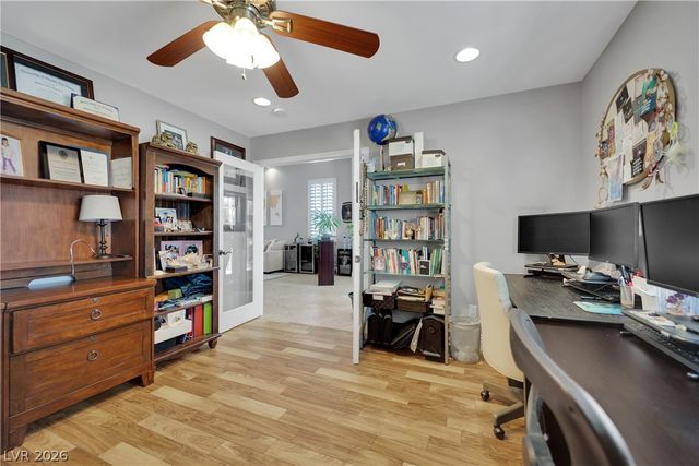7675 Gilespie Street, Las Vegas, NV 89123