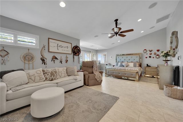 7675 Gilespie Street, Las Vegas, NV 89123