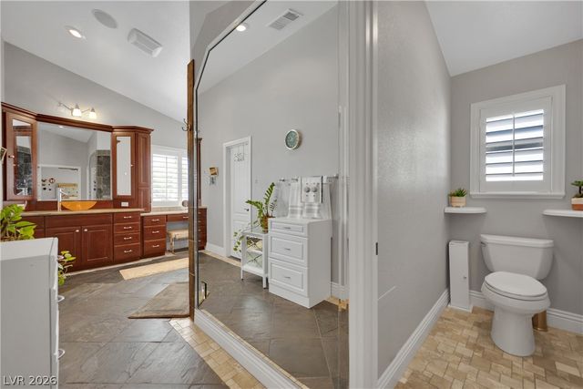 7675 Gilespie Street, Las Vegas, NV 89123