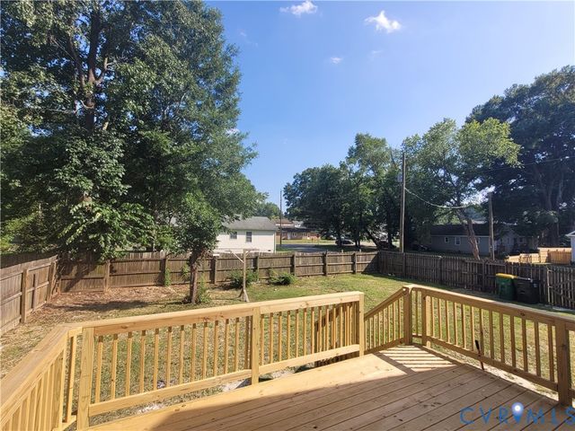 2210 Granby St, Hopewell, VA 23860