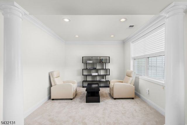 7 Heaton St, Mount Olive Twp., NJ 07828