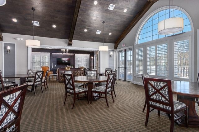 7 Heaton St, Mount Olive Twp., NJ 07828