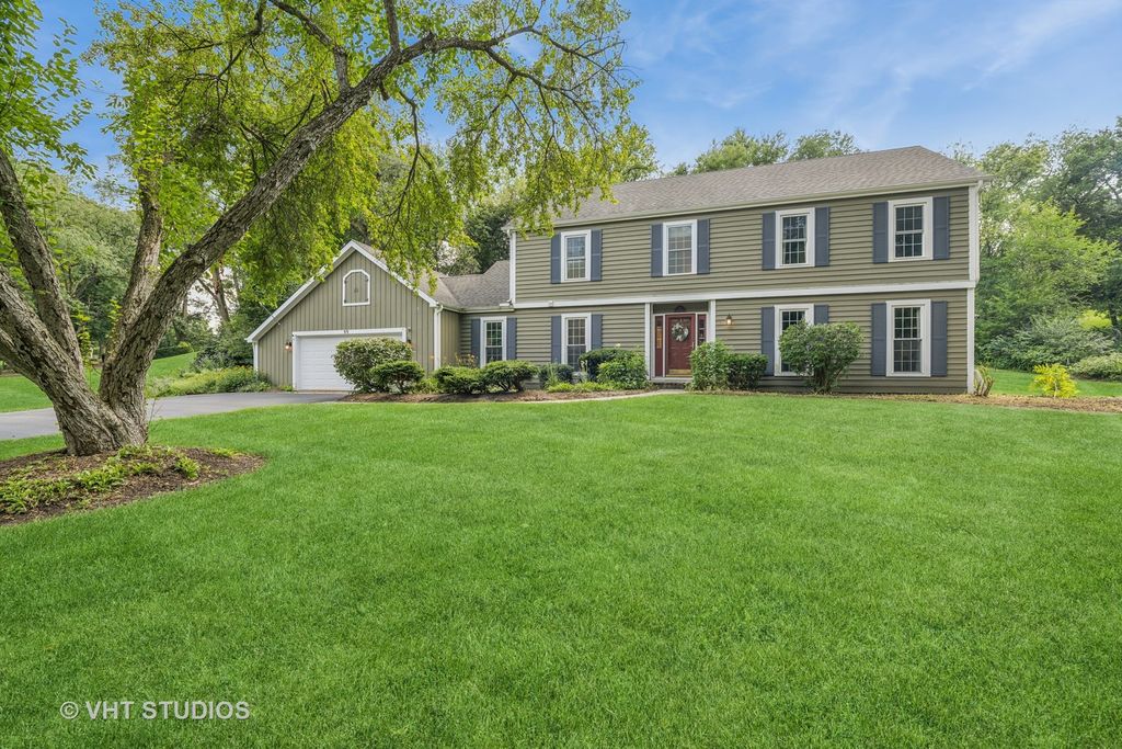 55 Cahill Road, Trout Valley, IL 60013