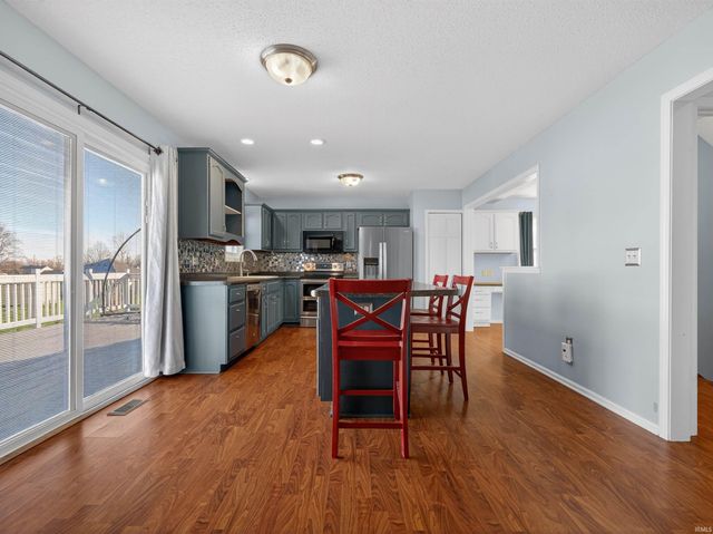 3018 Trappers Cove, Huntington, IN 46750