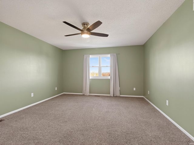 3018 Trappers Cove, Huntington, IN 46750