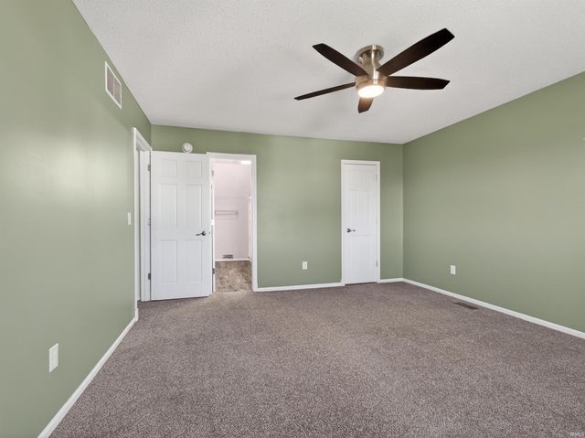 3018 Trappers Cove, Huntington, IN 46750