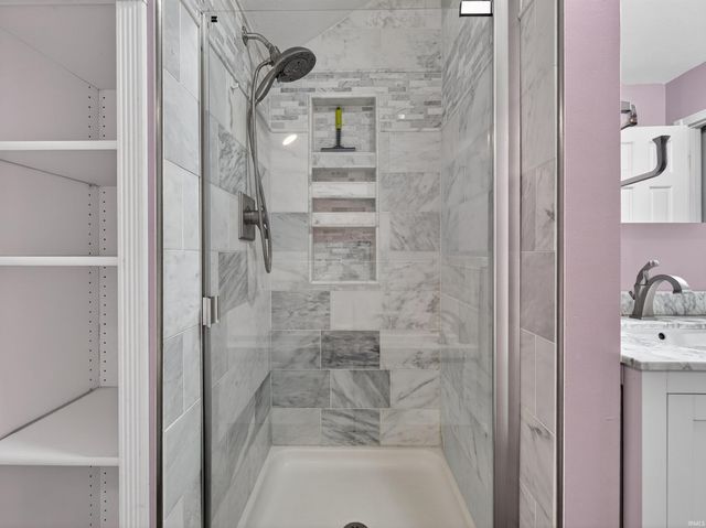 3018 Trappers Cove, Huntington, IN 46750