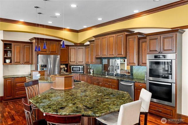 6669 N NE Windermere Road, Seattle, WA 98115