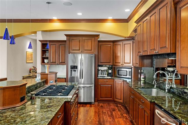 6669 N NE Windermere Road, Seattle, WA 98115