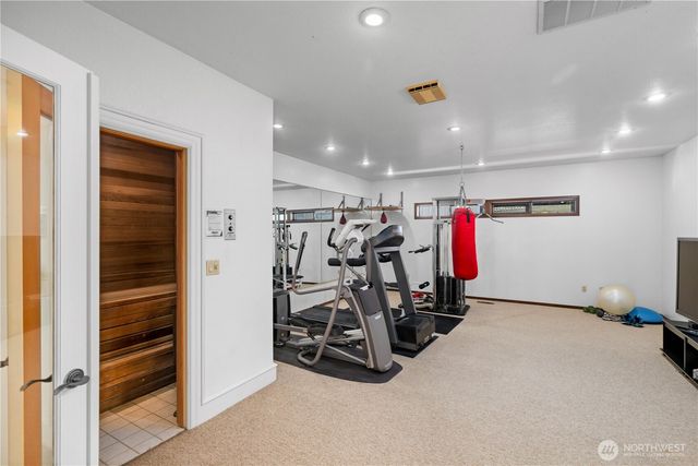 6669 N NE Windermere Road, Seattle, WA 98115