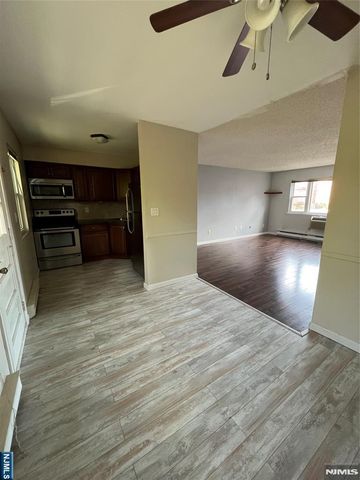 422 Ringwood Avenue B110, Pompton Lakes, NJ 07442