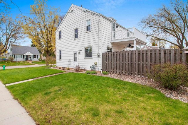 1609 W SPRING STREET, Appleton, WI 54914
