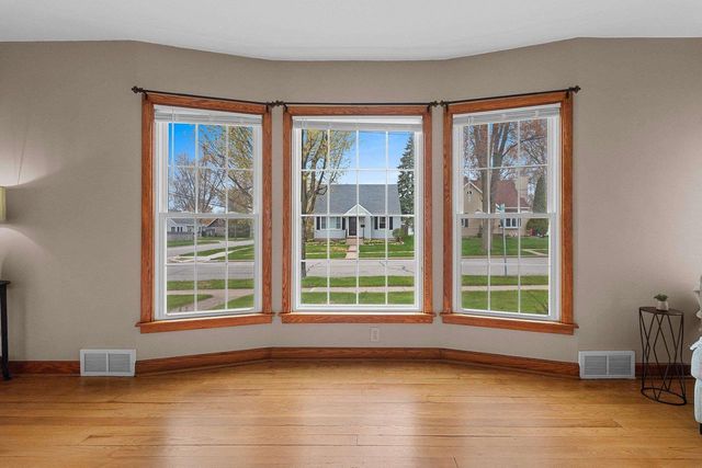 1609 W SPRING STREET, Appleton, WI 54914