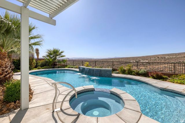 795 MINCIO CIRCLE, St. George, UT 84770