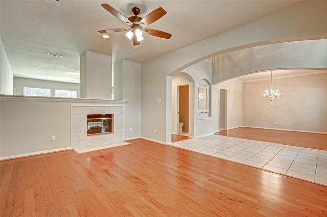 12419 Shadycrest Drive, Houston, TX 77082